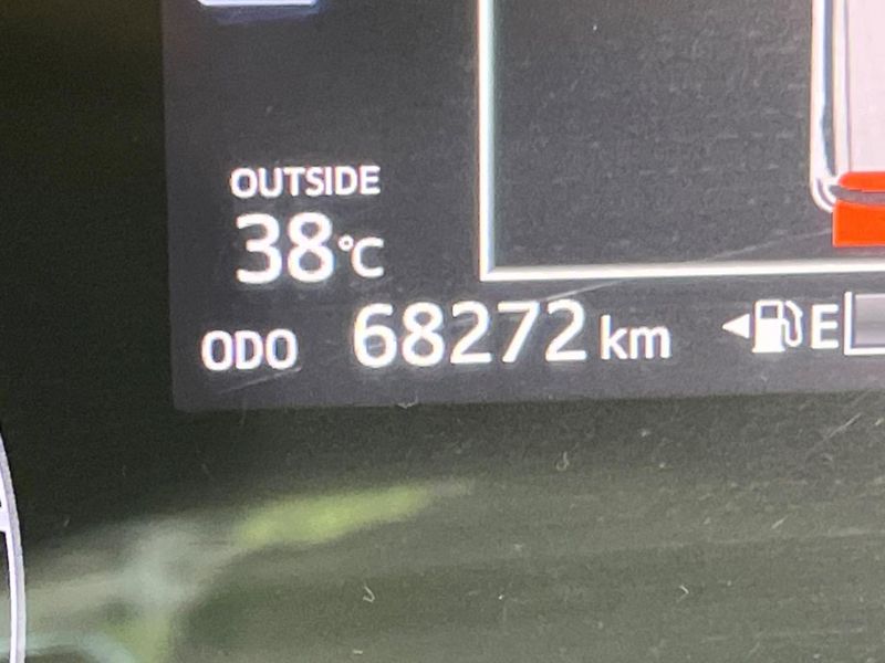 2018 Toyota Sienta DAA-NHP170G (UW-6a8fabea1aeda)[2]