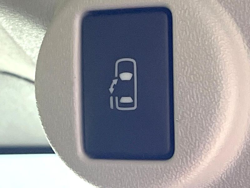 2018 Toyota Porte DBA-NSP141 (UW-6a8fabee7cc4a)[25]