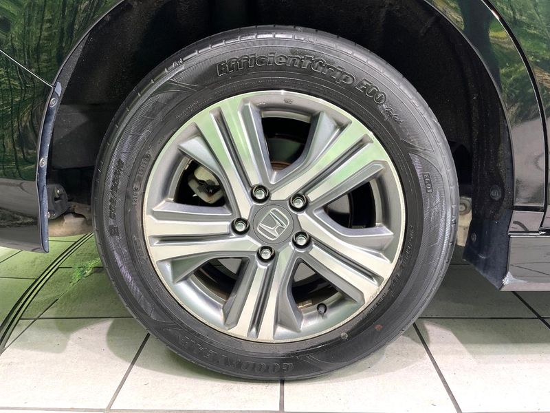 2017 Honda Stepwgn Spada 6AA-RP5 (UW-6a8fac083f68b)[19]