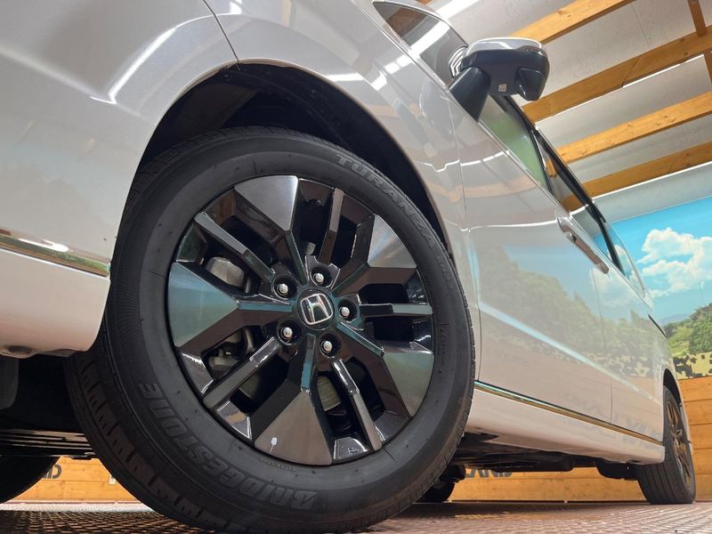 2024 Honda Step Wagon 6AA-RP8 (UW-6a8fac0be596b)[8]