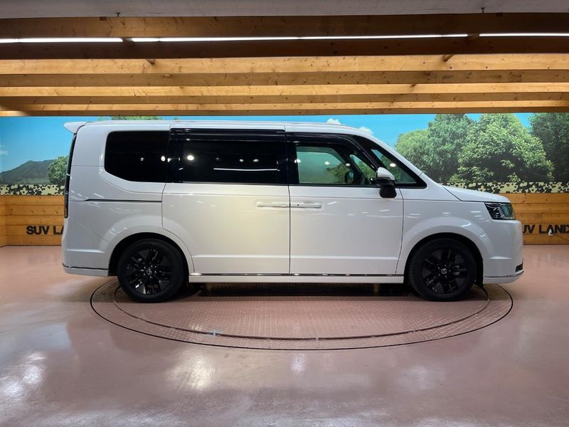 2024 Honda Step Wagon 6AA-RP8 (UW-6a8fac0be596b)[24]