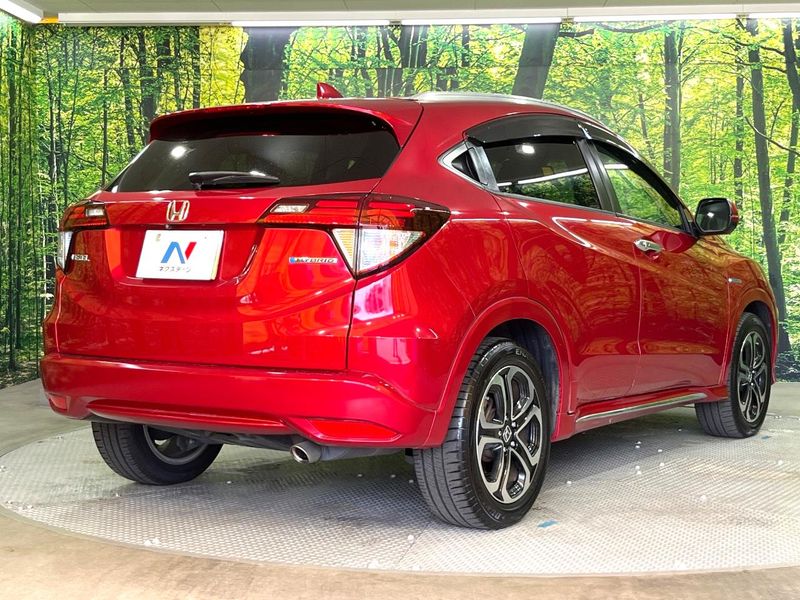 2016 Honda Vezel DAA-RU3 (UW-6a8fac10a0415)[18]
