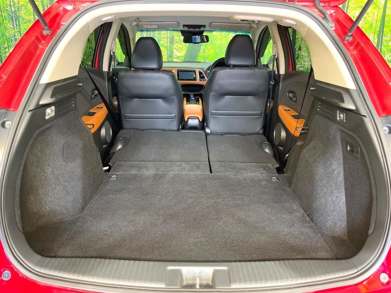 2016 Honda Vezel DAA-RU3 (UW-6a8fac10a0415)[23]