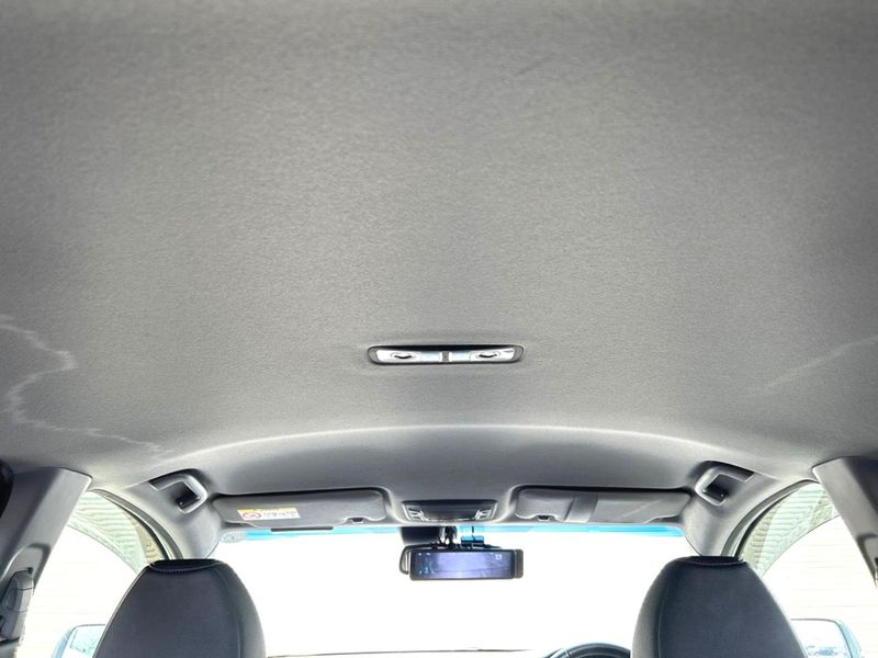 2017 Honda Vezel DAA-RU3 (UW-6a8fac11342ec)[15]