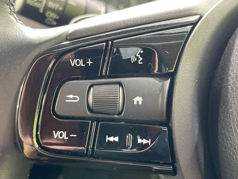 2021 Honda Vezel 6AA-RV5 (UW-6a8fac14dc91d)[19]