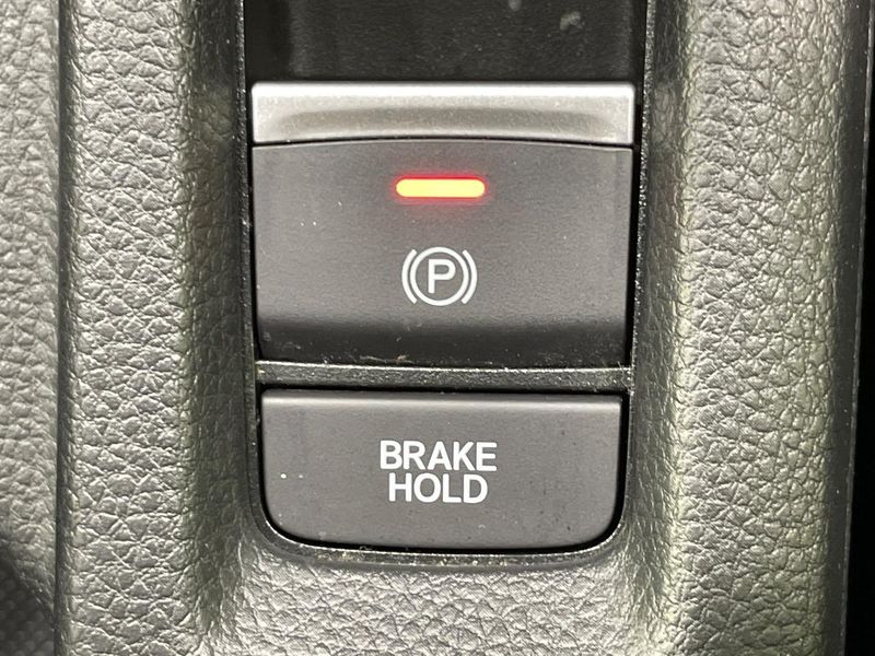 2021 Honda Vezel 6AA-RV5 (UW-6a8fac14dc91d)[29]