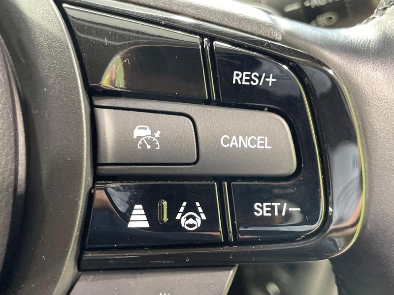 2021 Honda Vezel 6AA-RV5 (UW-6a8fac14dc91d)[18]
