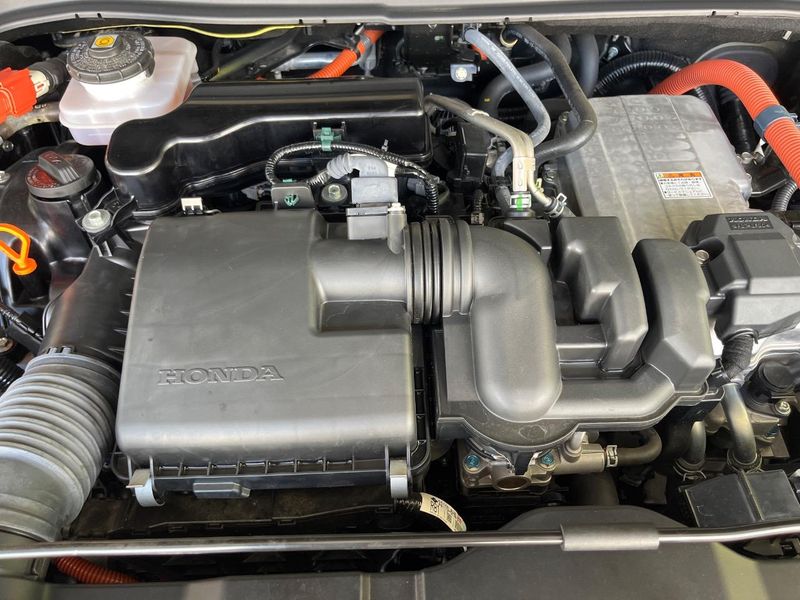 2024 Honda Vezel 6AA-RV5 (UW-6a8fac1e2e524)[4]