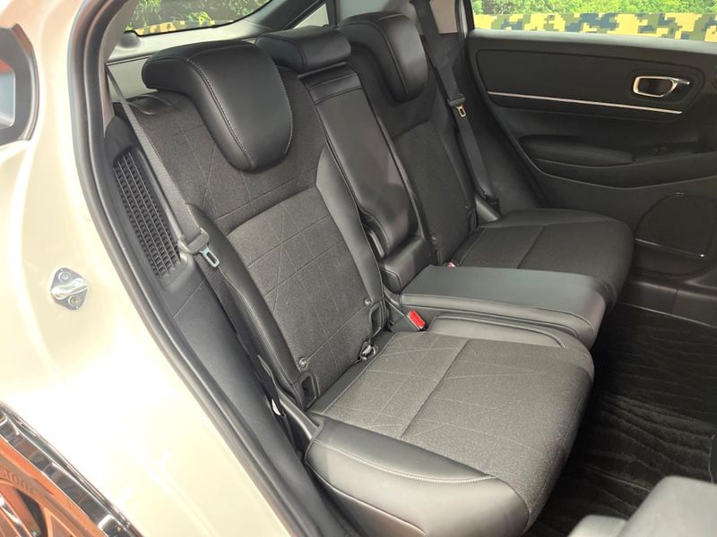2024 Honda Vezel 6AA-RV5 (UW-6a8fac1f21139)[8]