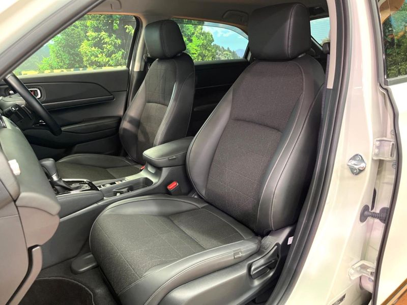 2024 Honda Vezel 6AA-RV5 (UW-6a8fac1f21139)[10]