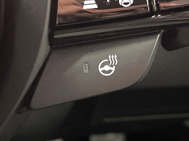 2024 Honda Vezel 6AA-RV5 (UW-6a8fac1f21139)[28]