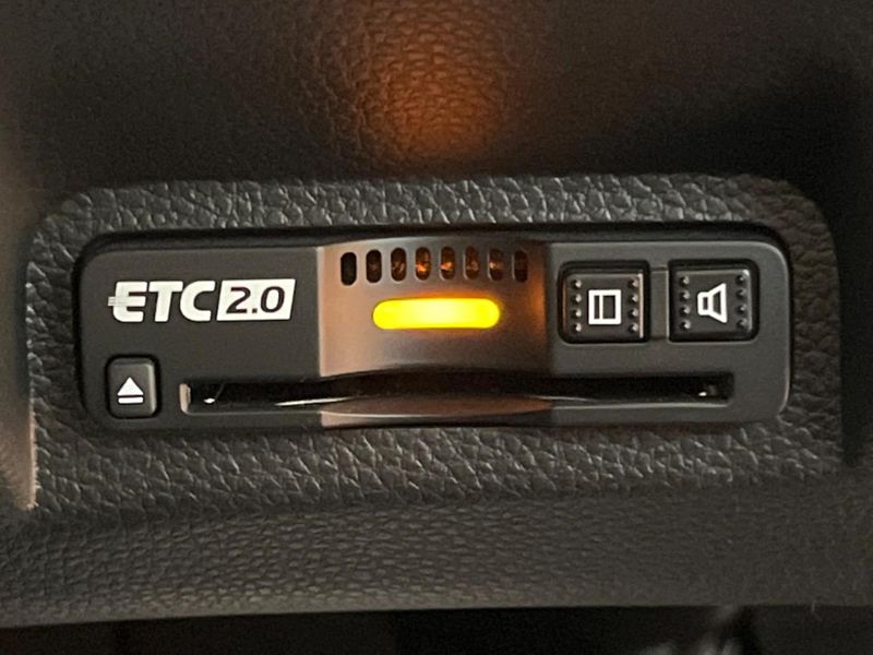 2024 Honda Vezel 6AA-RV5 (UW-6a8fac1f21139)[25]