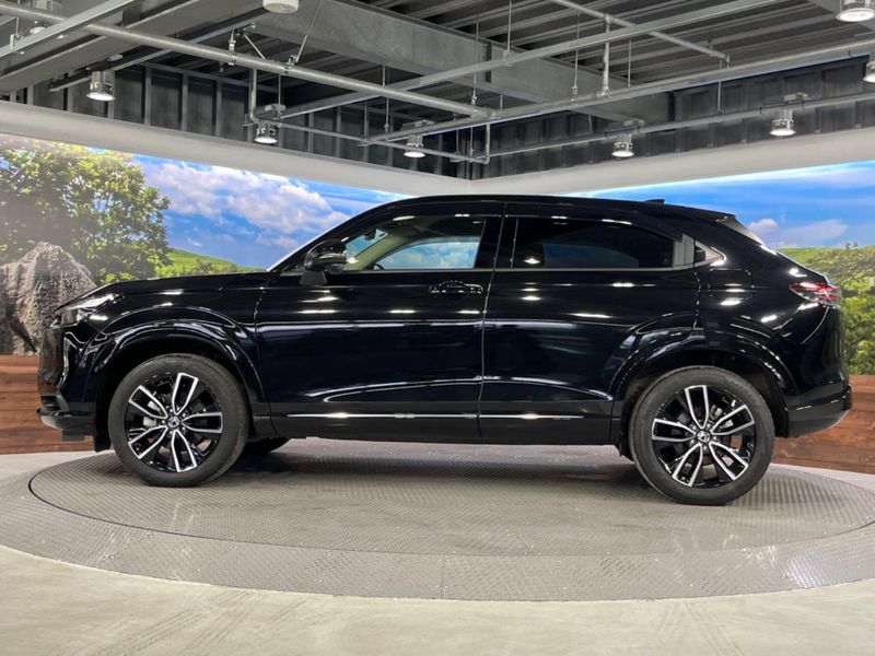 2025 Honda Vezel 6AA-RV5 (UW-6a8fac208c485)[12]