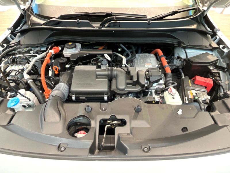2025 Honda Vezel 6AA-RV5 (UW-6a8fac21b90aa)[4]