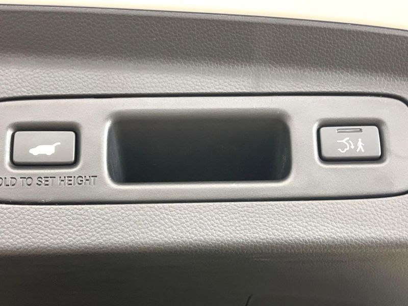 2025 Honda Vezel 6AA-RV5 (UW-6a8fac21b90aa)[25]