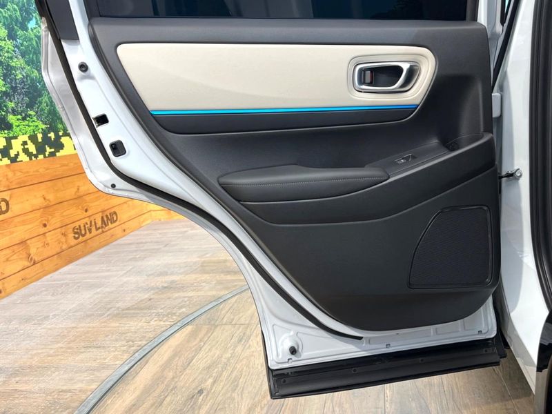 2025 Honda Vezel 6AA-RV5 (UW-6a8fac21b90aa)[14]