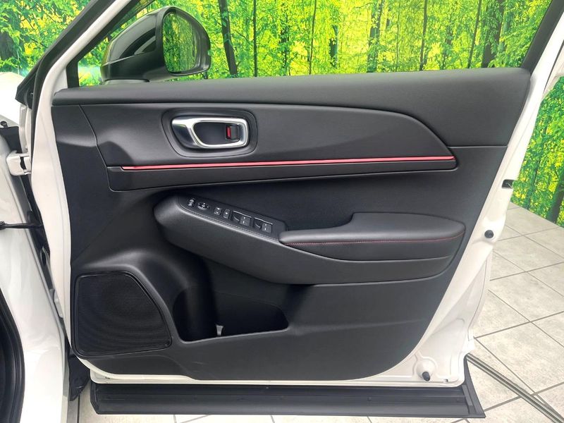 2025 Honda Vezel 6AA-RV5 (UW-6a8fac226db4d)[7]