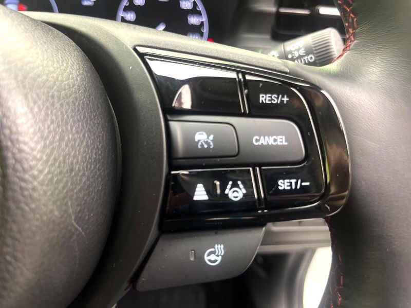 2025 Honda Vezel 6AA-RV5 (UW-6a8fac226db4d)[14]