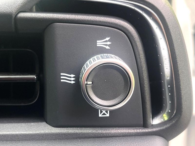 2025 Honda Vezel 6AA-RV5 (UW-6a8fac226db4d)[9]