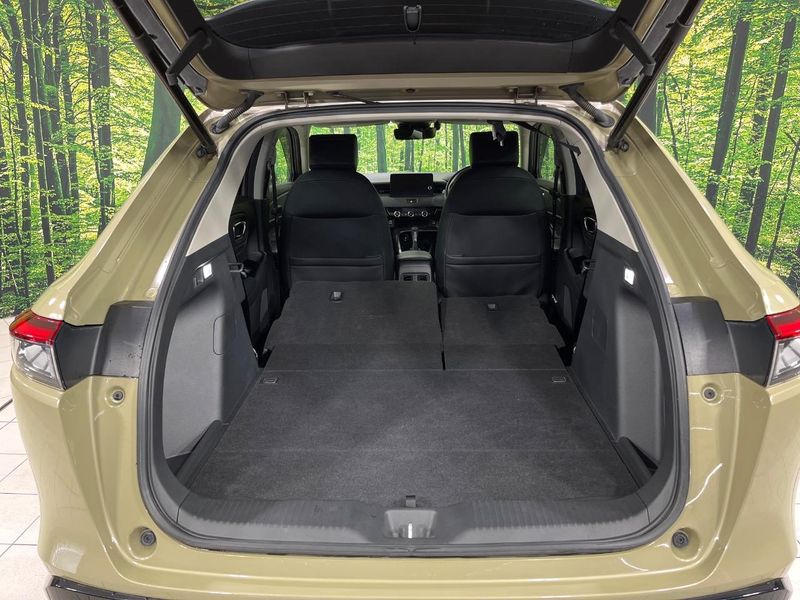 2021 Honda Vezel 6AA-RV6 (UW-6a8fac23979a4)[6]