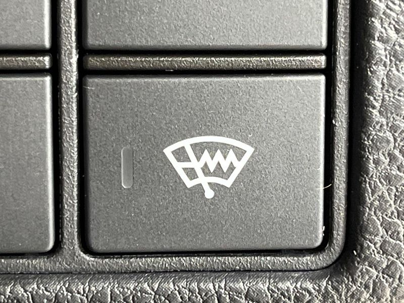 2021 Honda Vezel 6AA-RV6 (UW-6a8fac23979a4)[20]