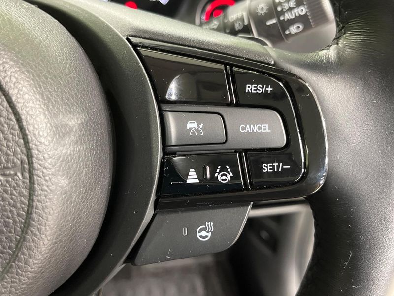 2021 Honda Vezel 6AA-RV6 (UW-6a8fac23979a4)[25]