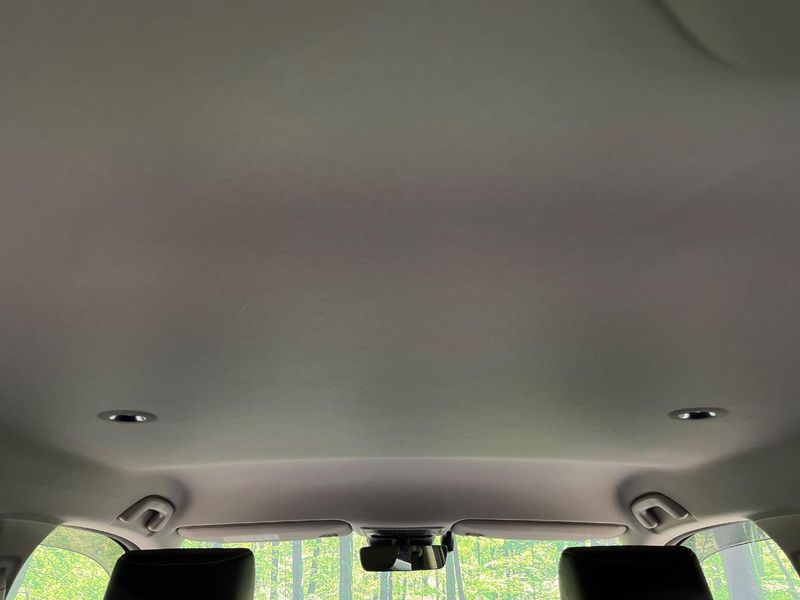 2021 Honda Vezel 6AA-RV6 (UW-6a8fac23979a4)[5]