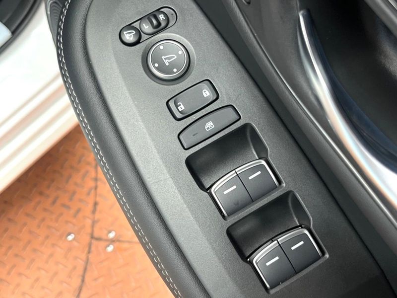 2024 Honda ZR-V 5BA-RZ3 (UW-6a8fac253f070)[22]