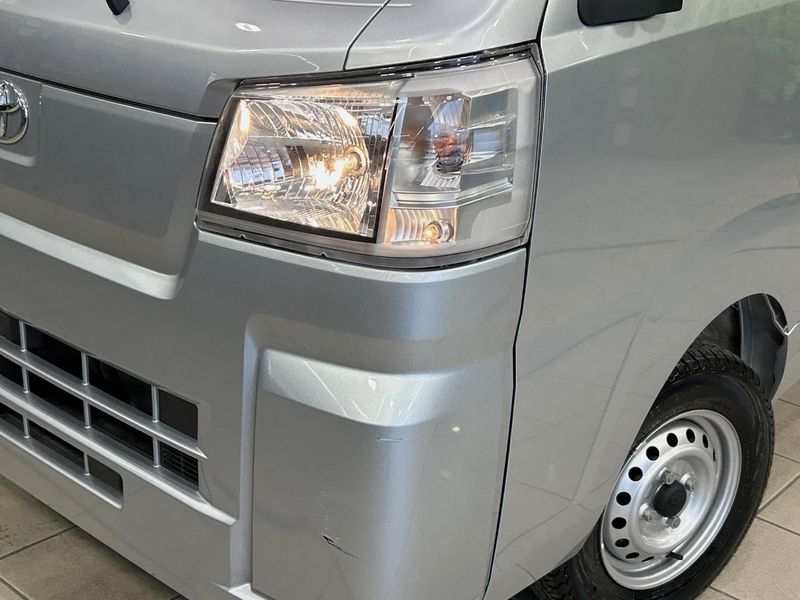 2023 Toyota Pixis Truck 3BD-S510U (UW-6a8fac2b95bca)[5]