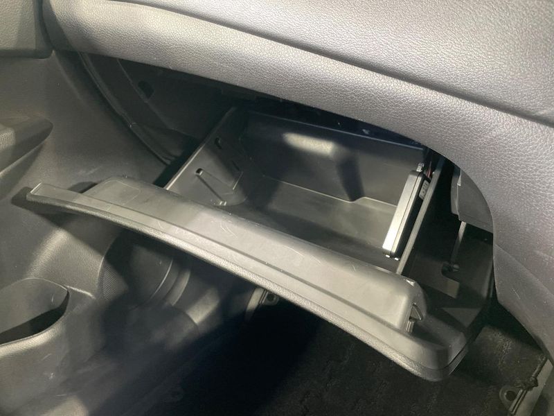 2017 Nissan X-Trail DBA-T32 (UW-6a8fac407faf7)[29]