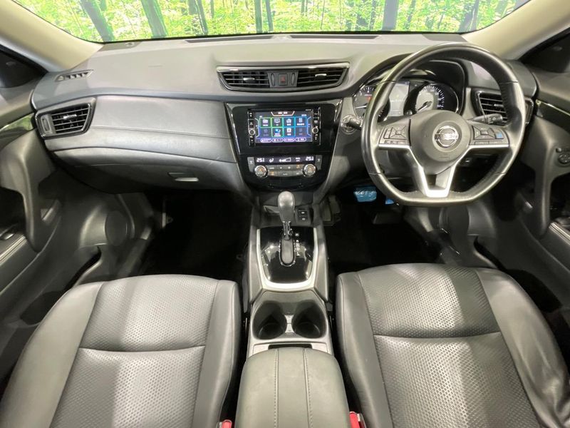 2017 Nissan X-Trail DBA-T32 (UW-6a8fac407faf7)[23]