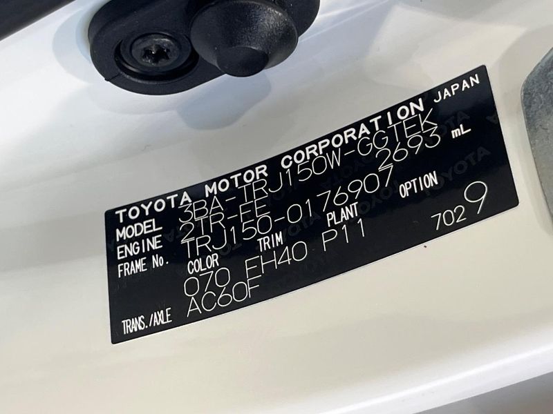 2023 Toyota Land Cruiser Prado 3BA-TRJ150W (UW-6a8fac4db1e8d)[1]