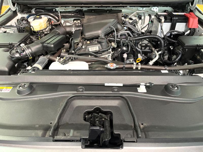 2025 Toyota Land Cruiser 250 3BA-TRJ250W (UW-6a8fac53349f8)[15]