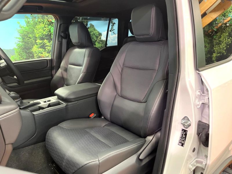 2025 Toyota Land Cruiser 250 3BA-TRJ250W (UW-6a8fac555ab02)[13]
