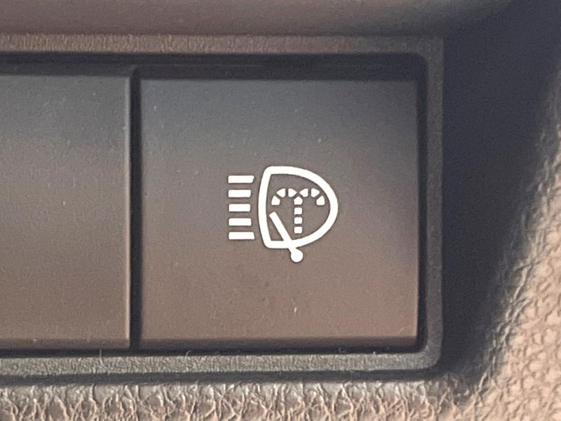 2025 Toyota Land Cruiser 250 3BA-TRJ250W (UW-6a8fac555ab02)[28]