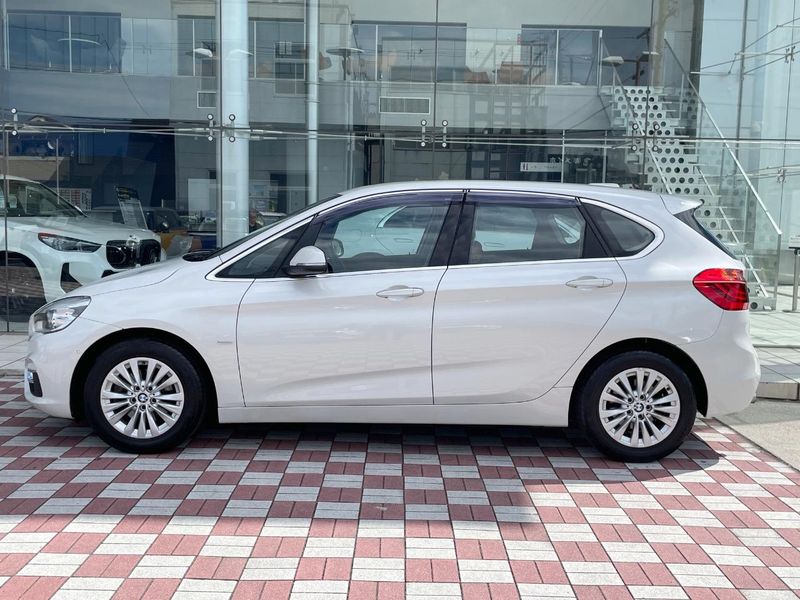 2016 BMW 2 Series LDA-2C20 (UW-6a8fac6e4bf41)[11]