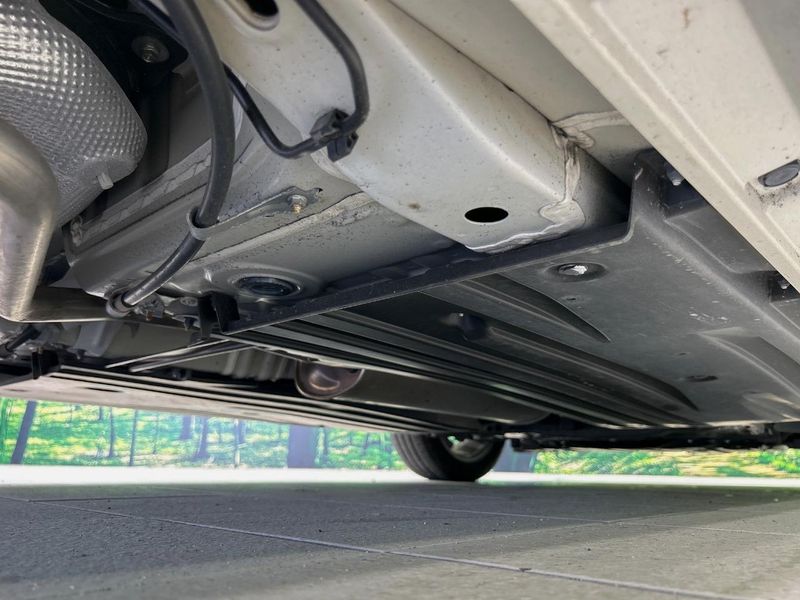 2021 Suzuki Swift 5AA-ZC53S (UW-6a8fac884e412)[22]