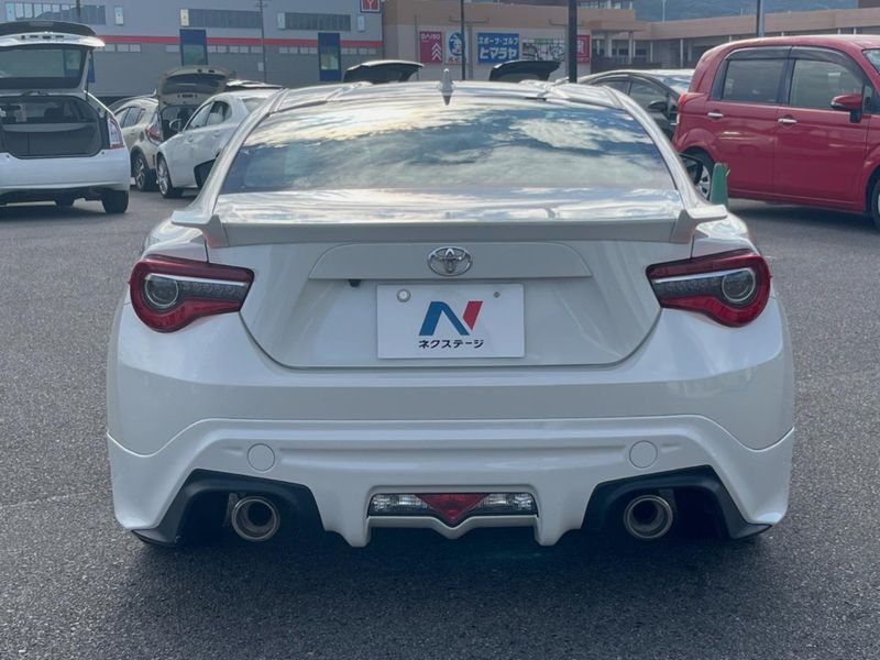 2014 Toyota 86 DBA-ZN6 (UW-6a8fac8cc3997)[7]