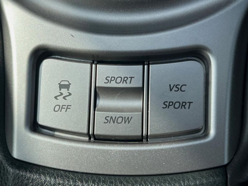 2014 Toyota 86 DBA-ZN6 (UW-6a8fac8cc3997)[28]