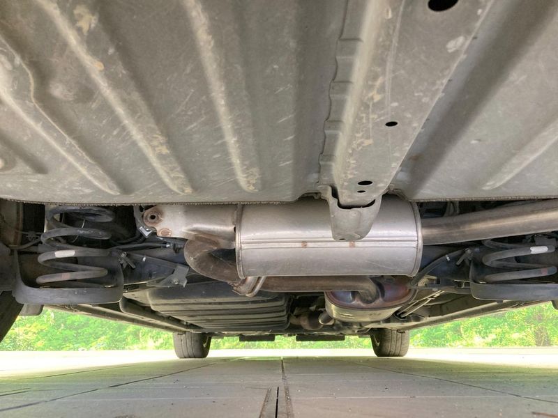 2016 Toyota Voxy DBA-ZRR80W (UW-6a8fac93cf606)[13]