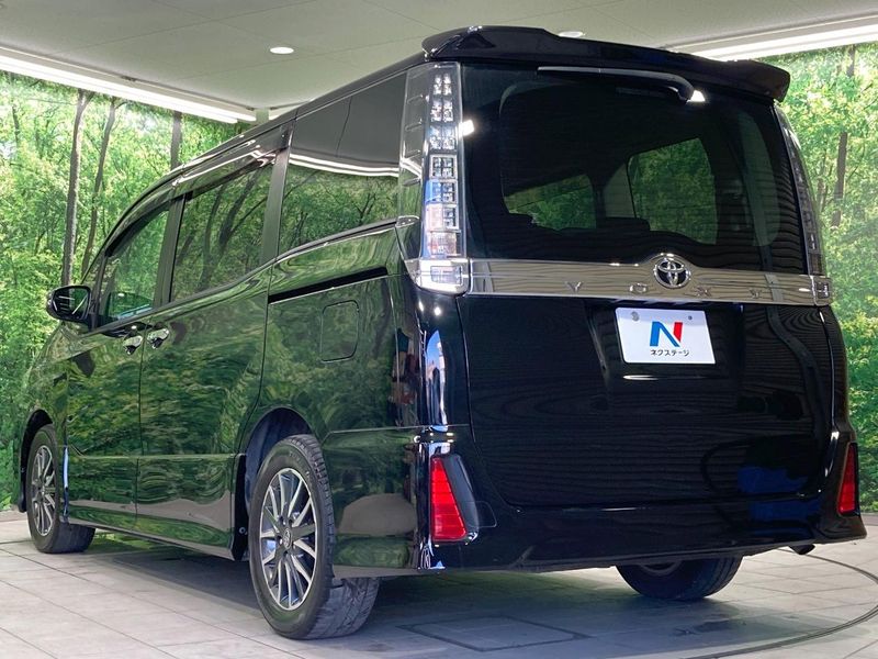 2016 Toyota Voxy DBA-ZRR80W (UW-6a8fac93cf606)[18]