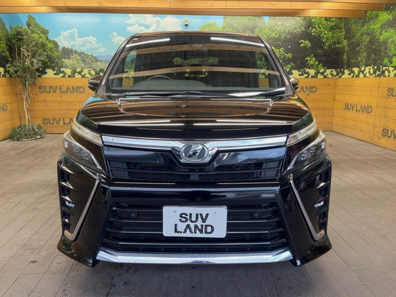 2019 Toyota Voxy DBA-ZRR80W (UW-6a8fac9b4410a)[18]