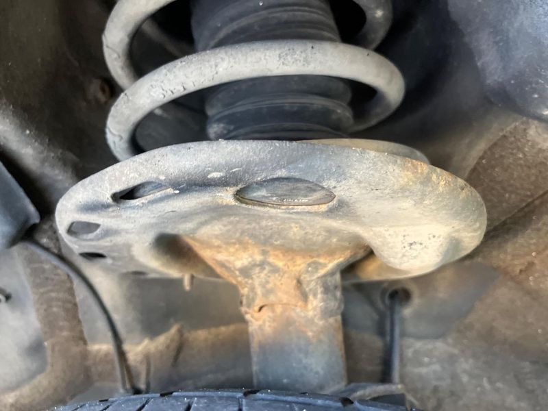 2017 Toyota Voxy DBA-ZRR85W (UW-6a8faca06ec8d)[6]