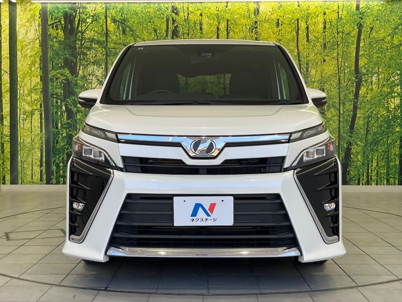 2017 Toyota Voxy DBA-ZRR85W (UW-6a8faca06ec8d)[10]