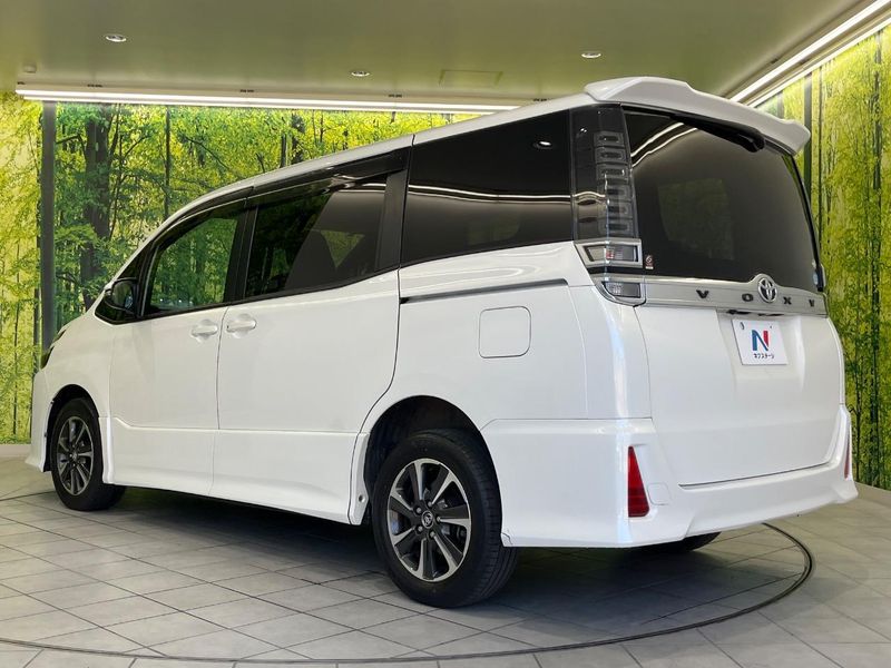 2017 Toyota Voxy DBA-ZRR85W (UW-6a8faca06ec8d)[15]