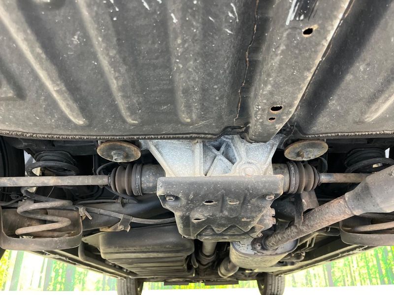 2017 Toyota Voxy DBA-ZRR85W (UW-6a8faca06ec8d)[19]