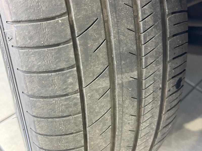 2017 Toyota Voxy DBA-ZRR85W (UW-6a8faca06ec8d)[5]