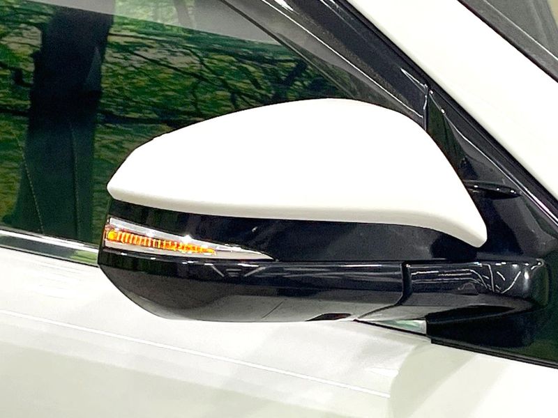2015 Toyota Harrier DBA-ZSU60W (UW-6a8faca518e3b)[17]