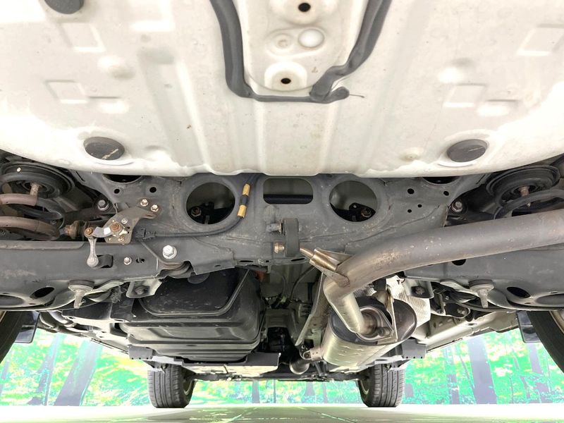 2015 Toyota Harrier DBA-ZSU60W (UW-6a8faca518e3b)[22]