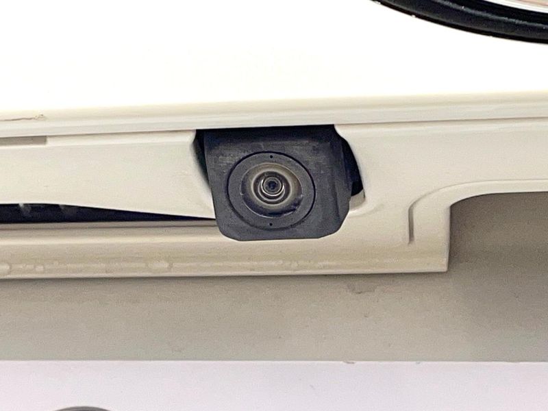 2015 Toyota Harrier DBA-ZSU60W (UW-6a8faca518e3b)[21]